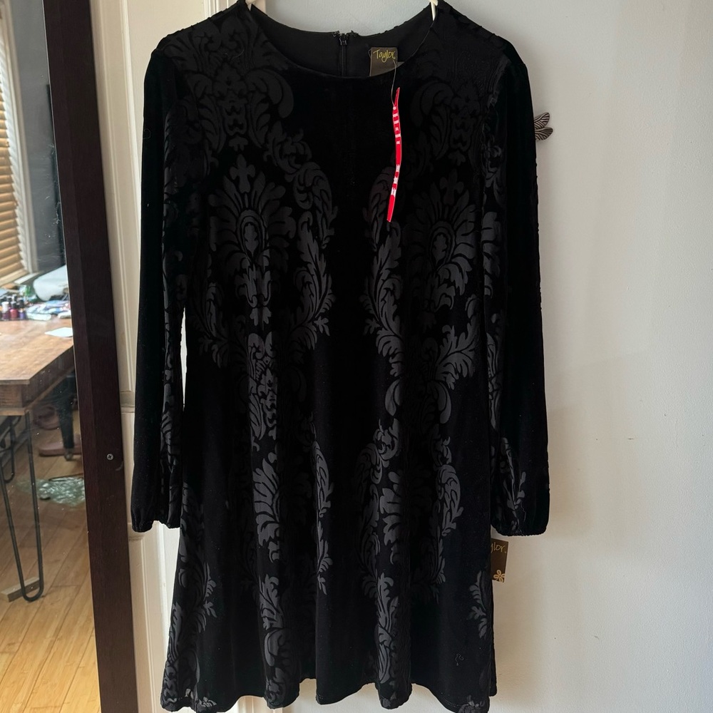 Taylor Velvet Burnout Dress Size 10 
Longsleeve, black, new with tags